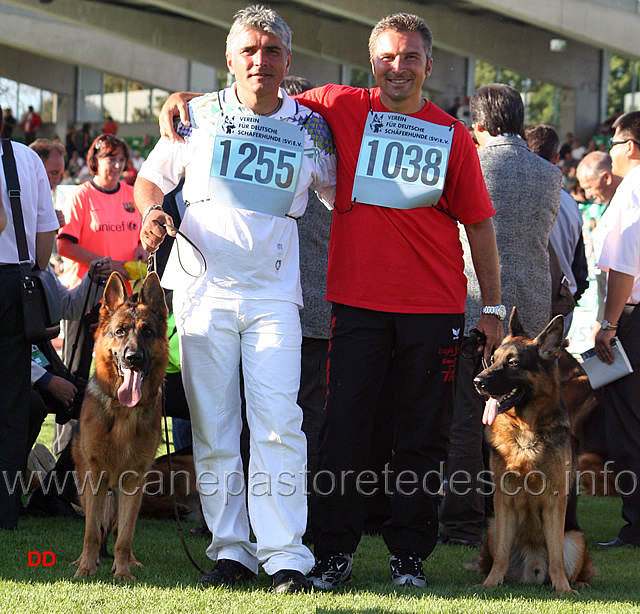 277.jpg - Antonio Pennino con Ober e Stefano Beggiato con Tuareg