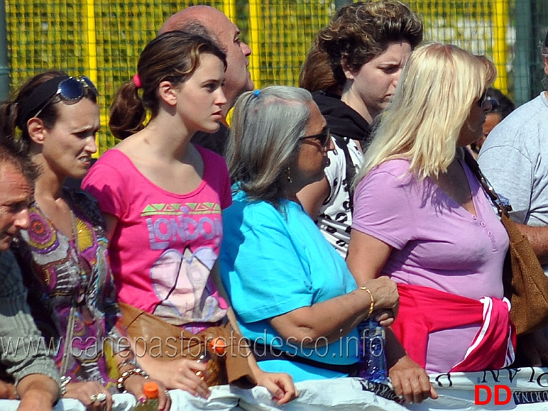 pubblico-femminile.jpg - Pubblico al femminile