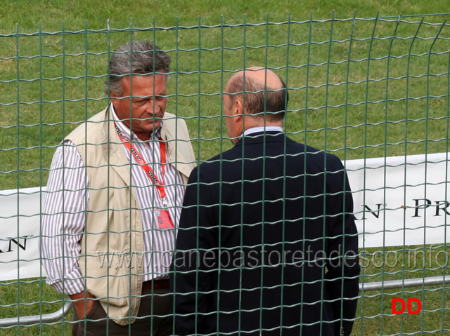 conversazione-tra-luciano-musolino-e-mimmo-carnicella-durante-gli-attacchi.jpg - Il giudice Domenico Carnicella con il presidente Musolino 