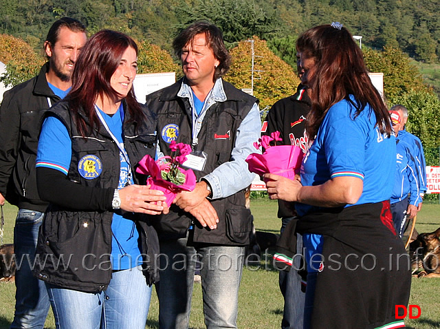 le-due-ineffabili-segretarie-alessandra-puntin-e-martina-vidulich.jpg - Le due ineffabili segretarie Alessandra Puntin e Martina Vidulich