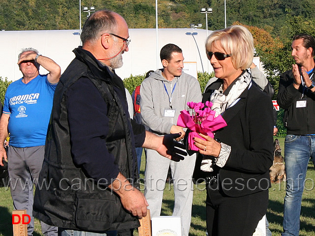 premiazione-del-delegato-enci.jpg - Premiazione del delegato Enci Ambra Canu