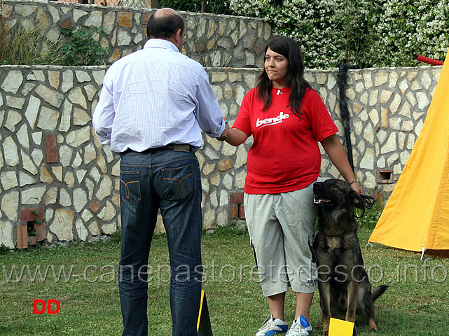 1-classificati-in-IPO1-silvia-lucchese-con-beck.jpg - 1 classificati in classe IPO1 Silvia Lucchese con Beck.
