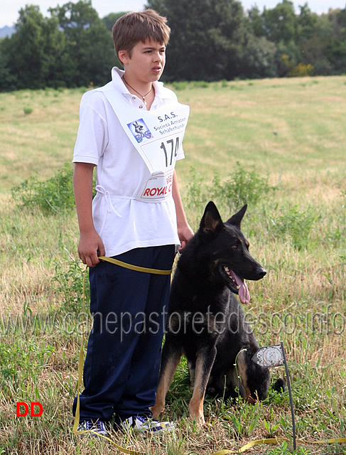 andrea-valeri-con-cari-della-decima-mas-avviamento-pista-punti-72.jpg - Andrea Valeri con Cari della Decima Mas. Avviamento. Pista punti 92