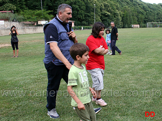 salvatore-fontana.jpg - Salvatore Fontana con i due più piccoli del gruppo