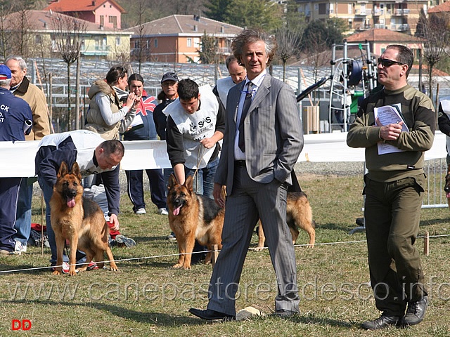 111.jpg - L' elegantissimo giudice Giuseppe Paffoni