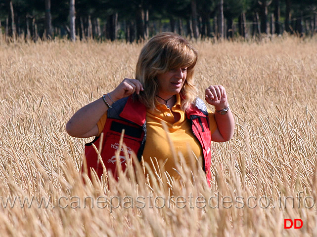 daniela-prestinenzi-dopo-aver-tracciato-la-pista.jpg - Daniela Prestinenzi dopo aver tracciato la pista al grido di "Aiuto! io sono una cittadina!!!!"
