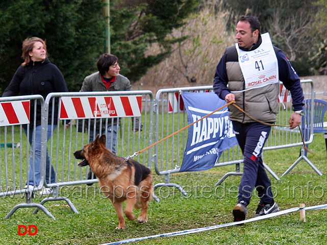 tatiana-della-villa-dei-cedri-02.jpg - Tatiana Villa dei Cedri passa in prima posizione