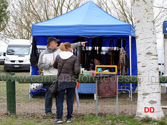 stand-02.jpg - Stand