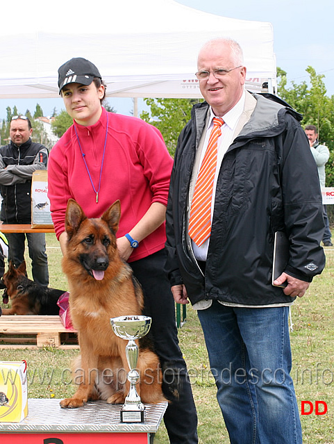 claudia-extra-e-il-giudice-knaul.jpg - Claudia con la sua Extra e il giudice Franz-Peter Knaul 